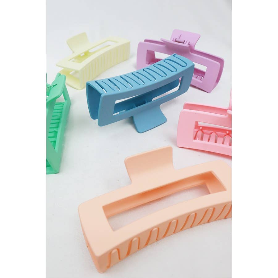 Jumbo Matte Cut Out Hair Claw Clip
